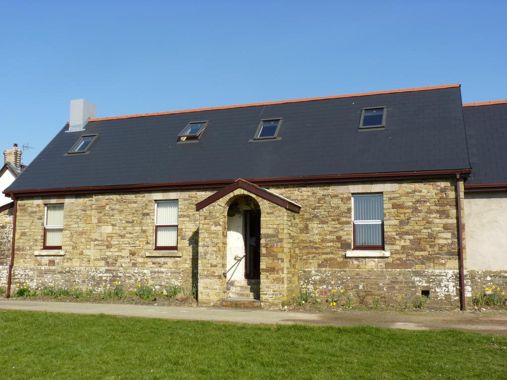 Old Police House Bed & Breakfast Haverfordwest Exterior foto