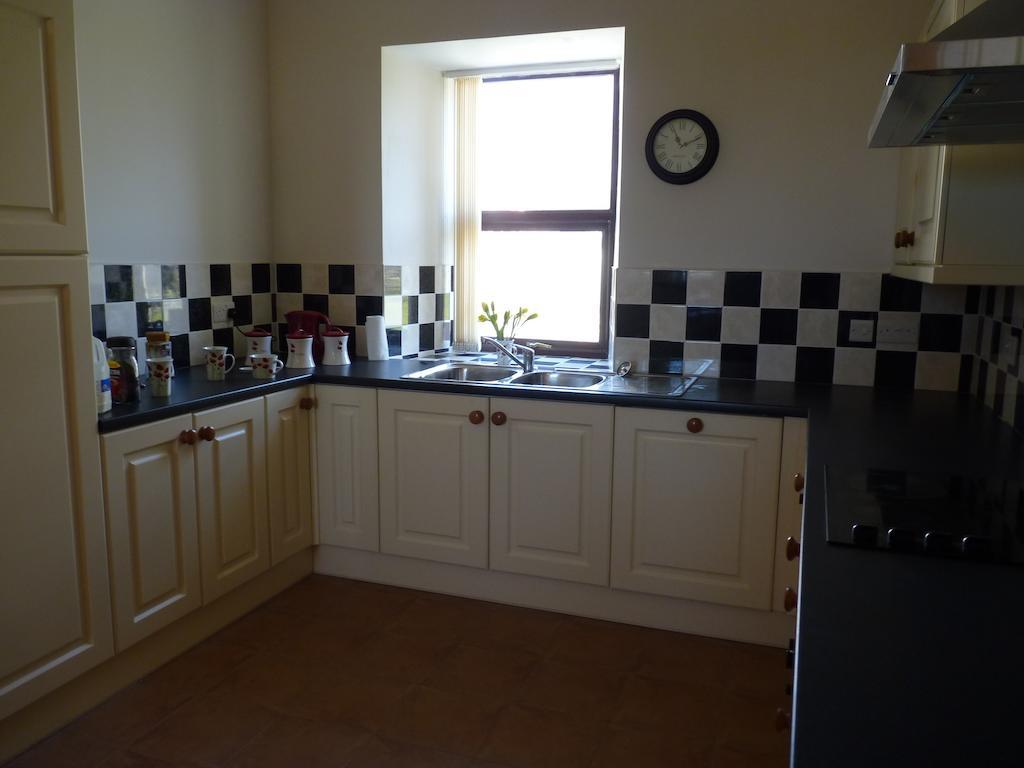Old Police House Bed & Breakfast Haverfordwest Exterior foto