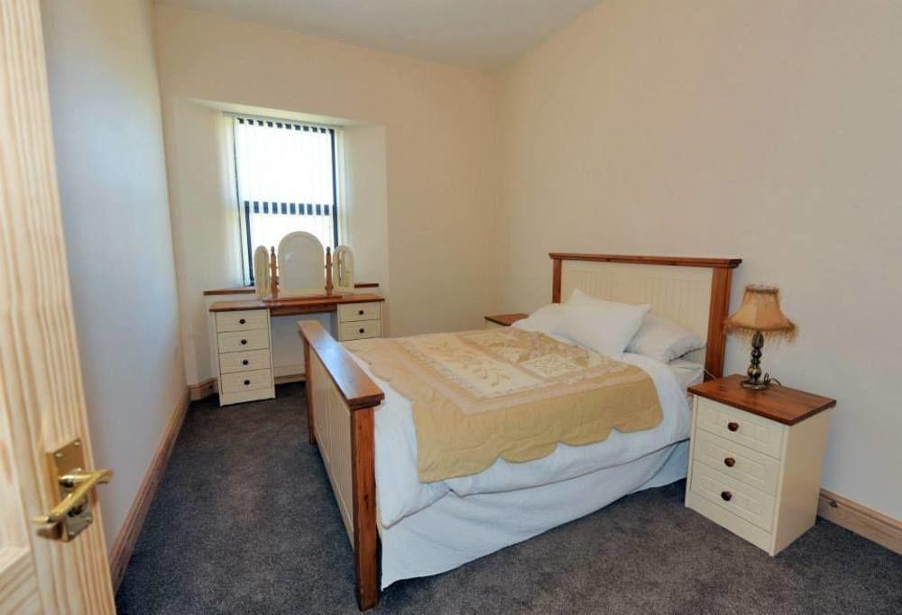 Old Police House Bed & Breakfast Haverfordwest Exterior foto
